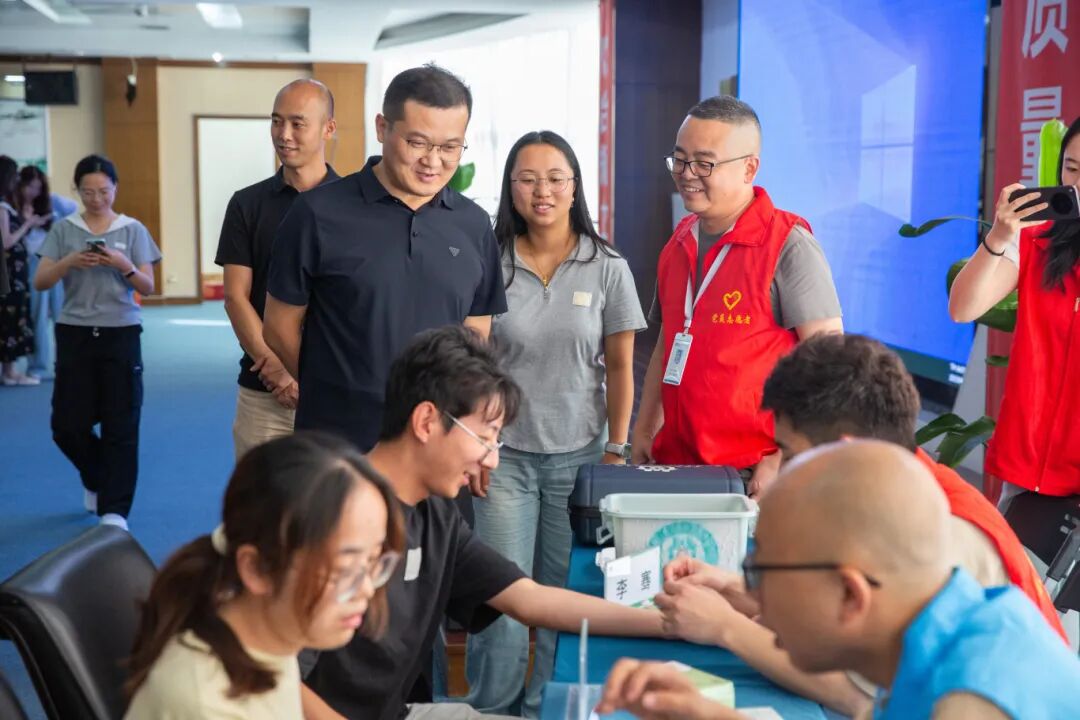 四川海蓉藥業(yè)成功舉辦“關(guān)愛身心，健康同行”大健康共建活動